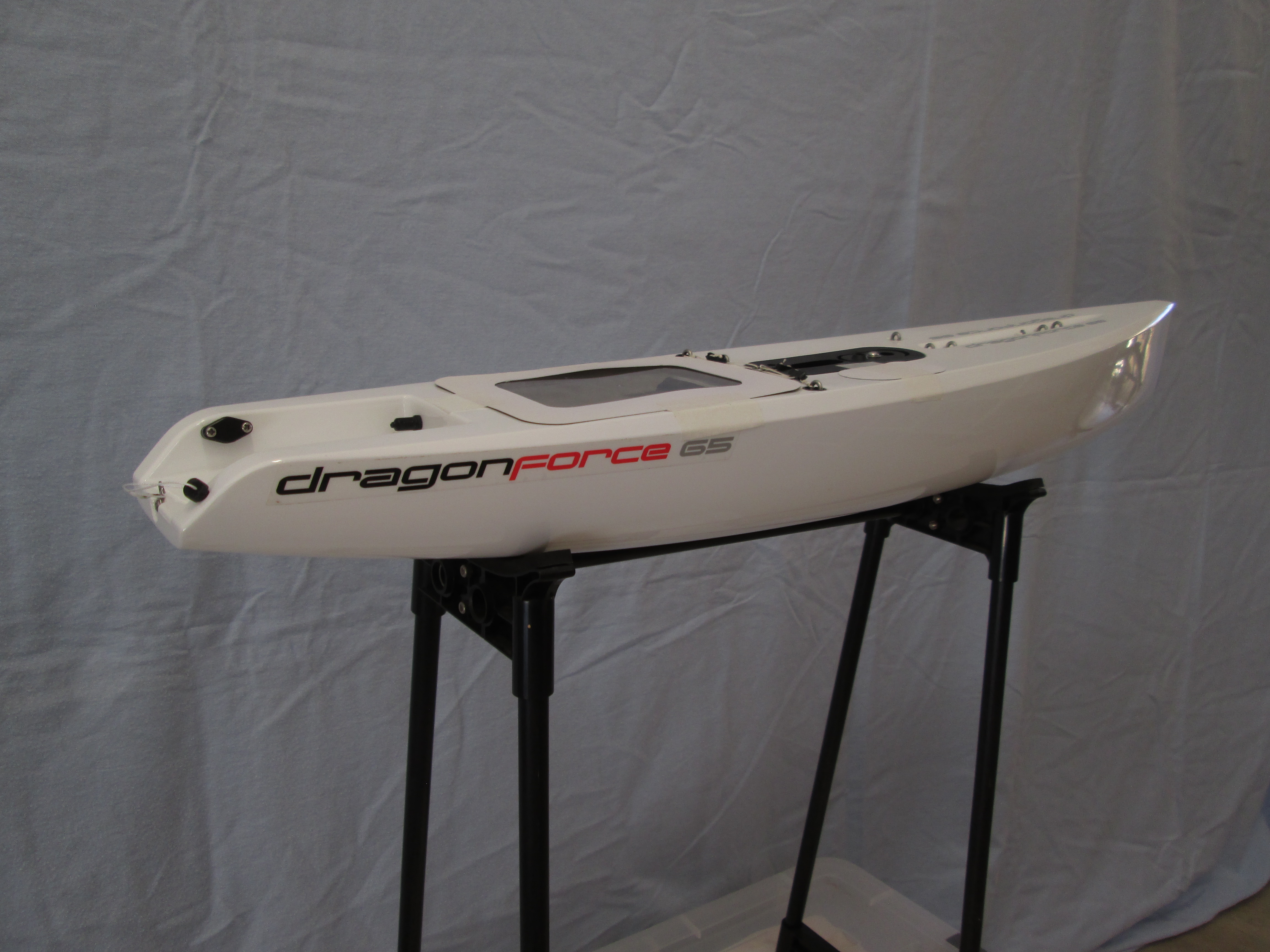 John Willis DF65 white hull